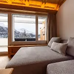 New Engadine Alpine - Pool & Sauna Lägenhet St. Moritz