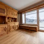 New Engadine Alpine - Pool & Sauna
