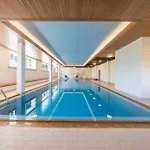 New Engadine Alpine - Pool & Sauna شقة سانت موريتز