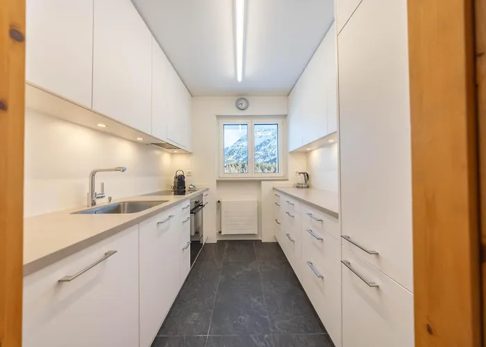 New Engadine Alpine - Pool & Sauna * سانت موريتز