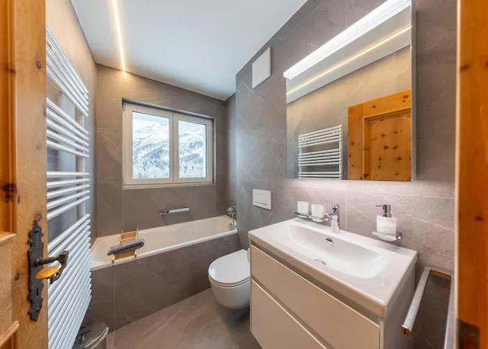 شقة New Engadine Alpine - Pool & Sauna